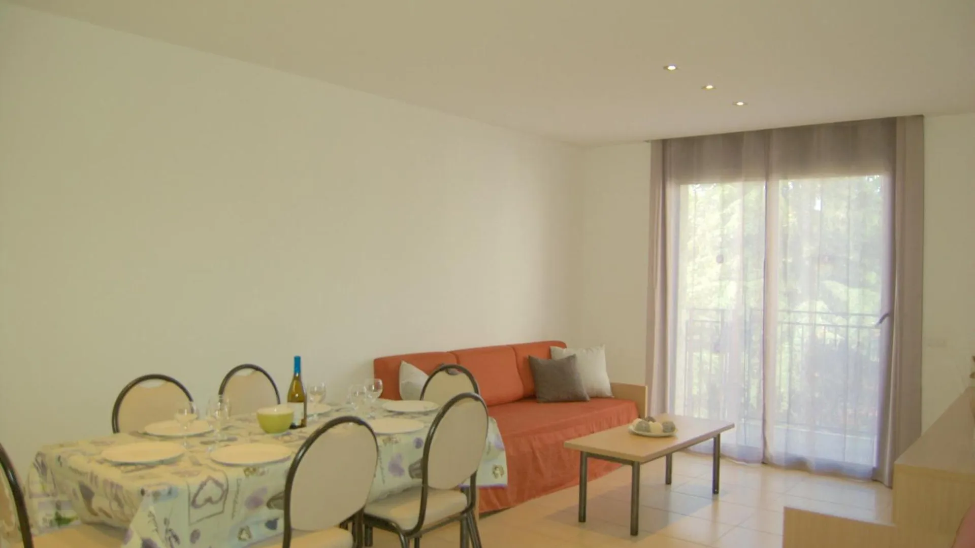 Apartamento Aura, Centro De Lloret De Mar 2 Dormitorios 0*,  Hiszpania